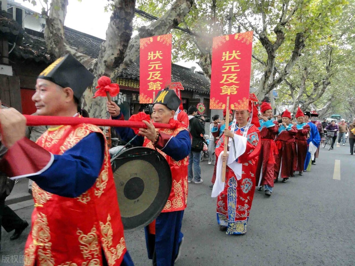 劝人继续努力的诗句，鼓励自己继续努力的古语