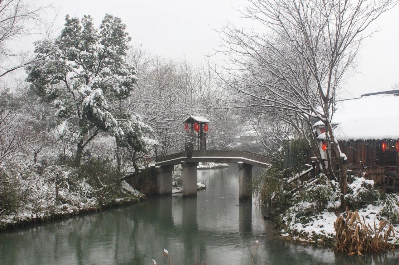 有雪的诗句有哪些，描写冬天雪景的古诗