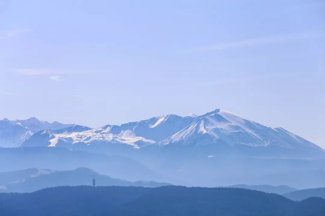 有关爱国诗句有哪些，歌颂祖国的16首爱国诗分享